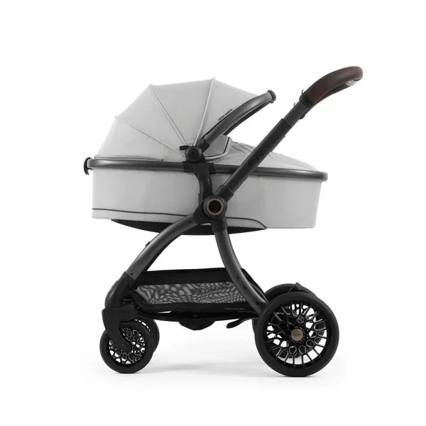 Aston Martin Stroller Package by Egg - Soft Grey - Image 18