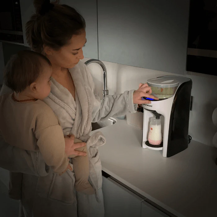Baby Brezza Formula Pro Advanced - White / Black - Image 4