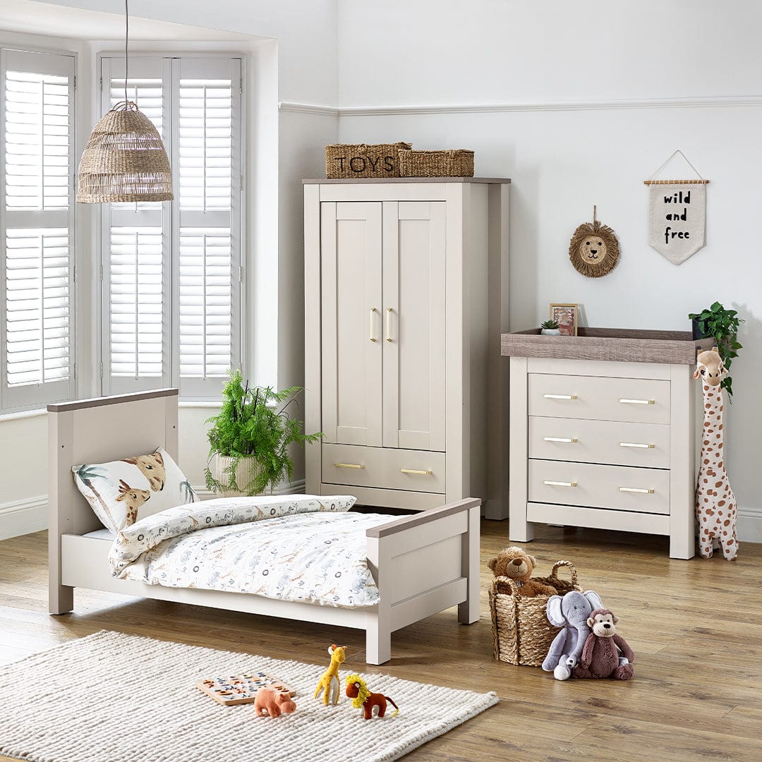 BabyStyle Bordeaux 3pc Furniture Set - Oatmeal Inc Free Spring Mattress - Image 2