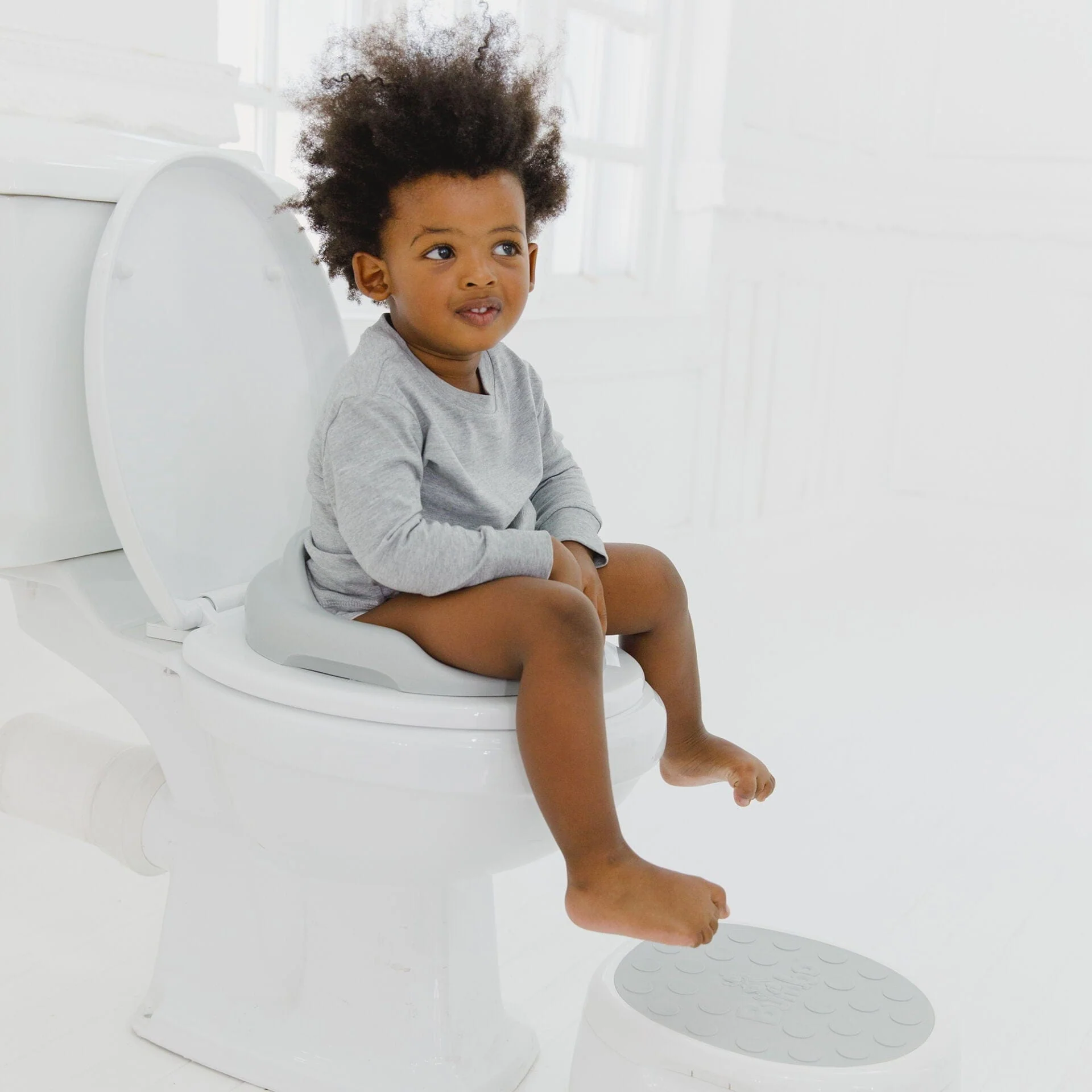 Bumbo Toilet Trainer - Cool Grey - Image 2