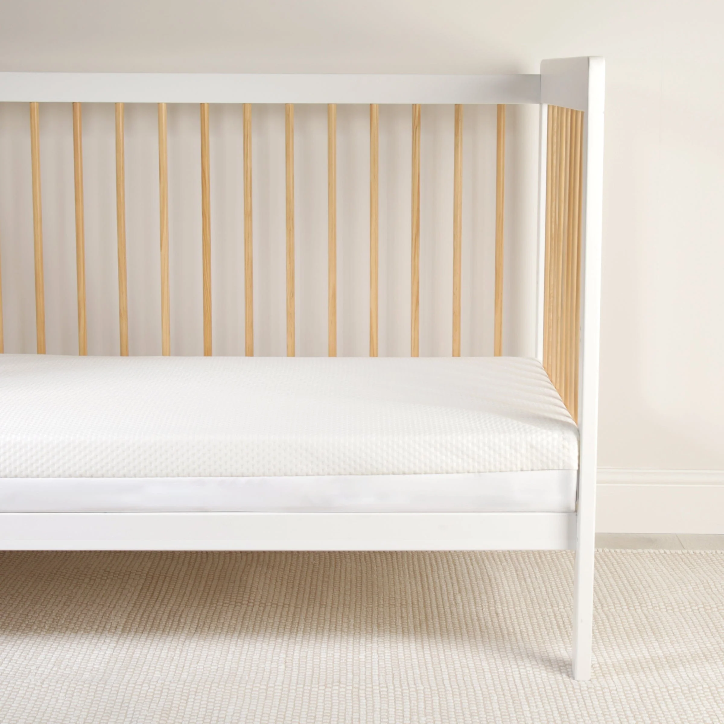 CuddleCo Signature Hypo-Allergenic Bamboo Pocket Sprung Cot Bed Mattress 140 x 70cm - Image 4