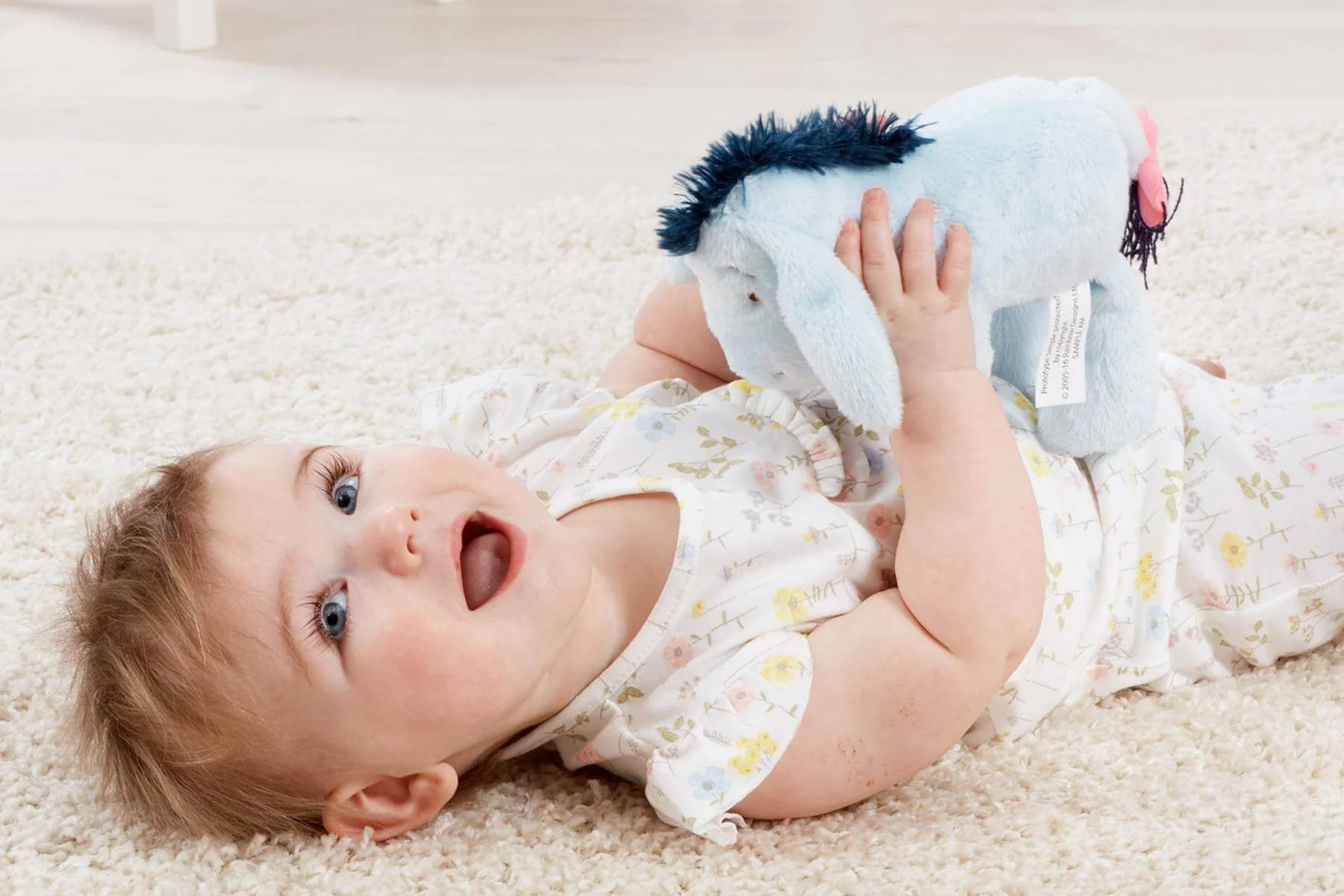 Disney Classic Eeyore Soft Toy - Image 4
