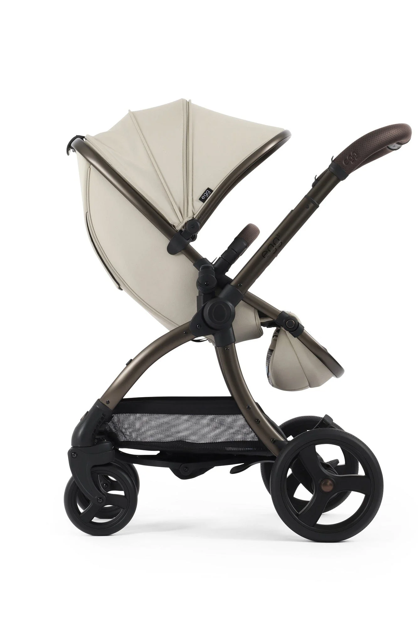 Egg 3 Luxury Cabriofix i-Size Travel System - Cashmere - Image 4