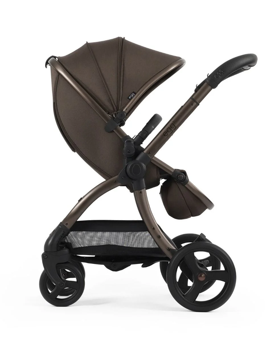 Egg 3 Luxury Shell i-Size Travel System - Chocolate Velvet - Image 5