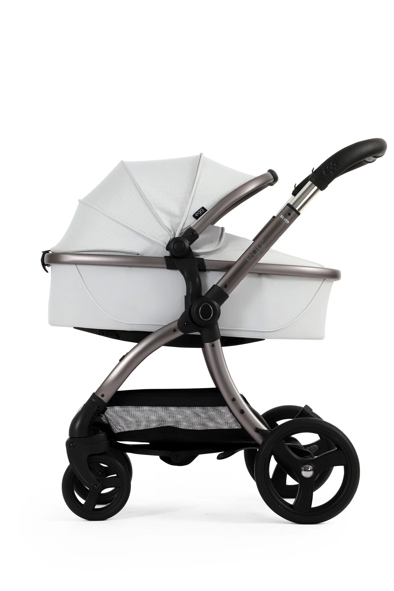Egg 3 Luxury Cloud T i-Size Travel System - Houndstooth Silver - Image 29