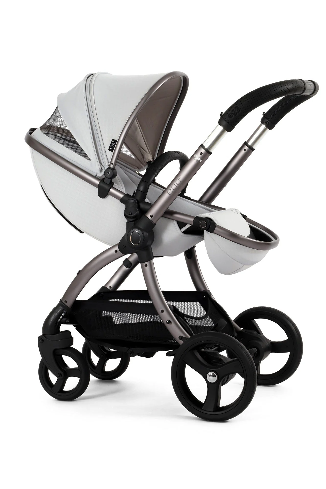 Egg 3 Luxury Pebble 360 PRO 2 Travel System - Houndstooth Silver - Image 39
