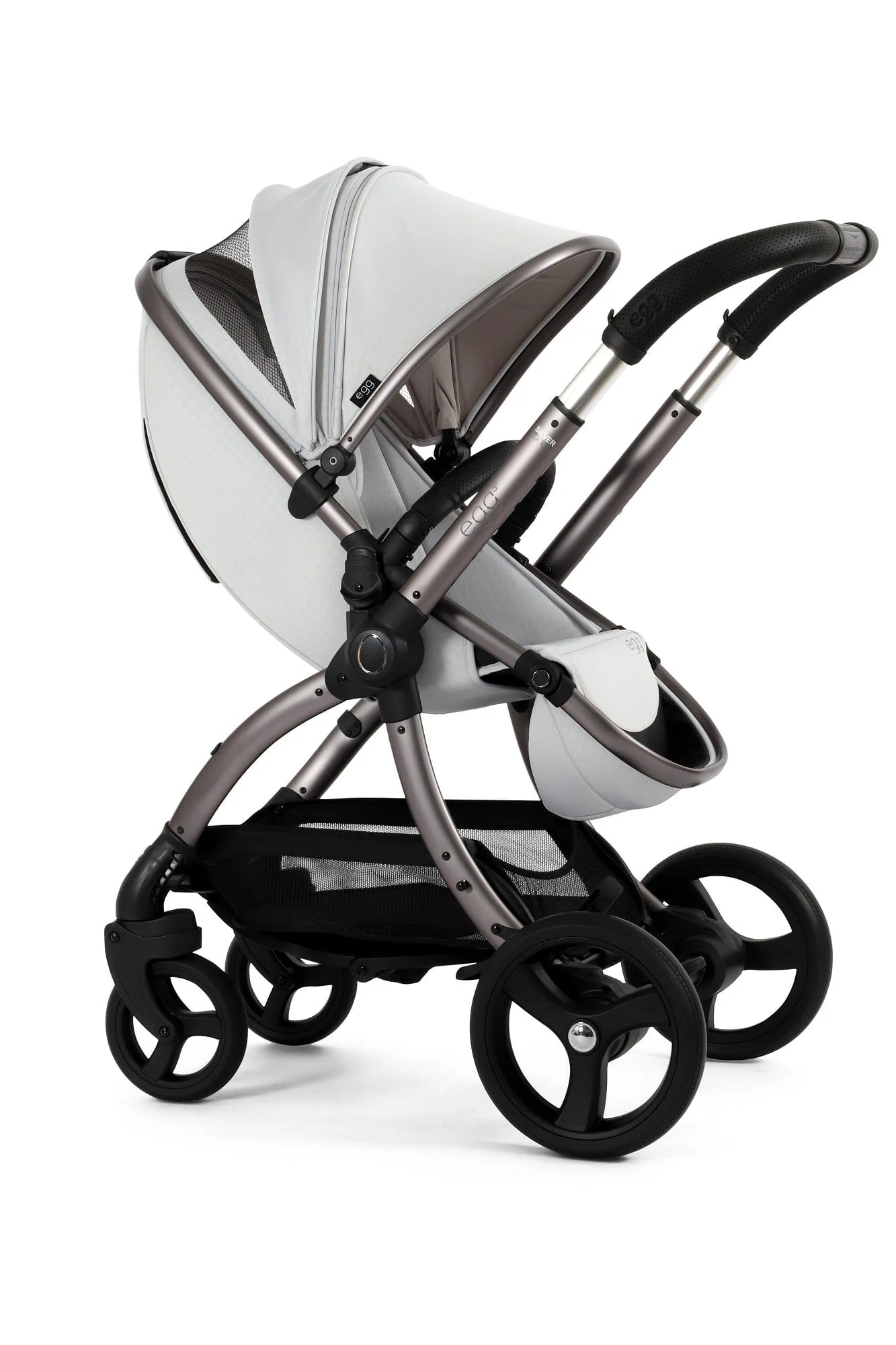 Egg 3 Luxury Pebble 360 PRO 2 Travel System - Houndstooth Silver - Image 42