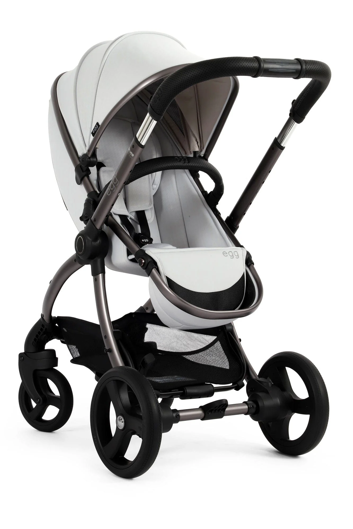 Egg 3 Luxury Pebble 360 PRO 2 Travel System - Houndstooth Silver - Image 64
