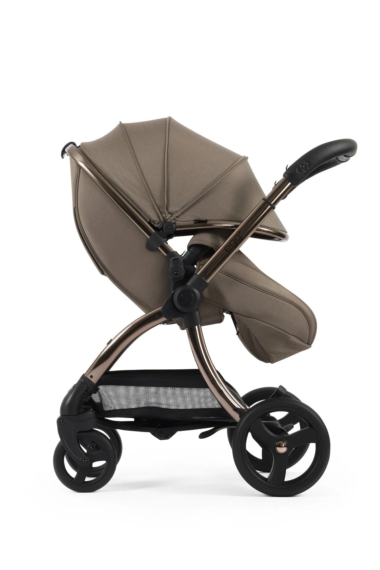 Egg 3 Luxury Pebble 360 PRO 2 Travel System - Mink/Twillic Truffle - Image 13