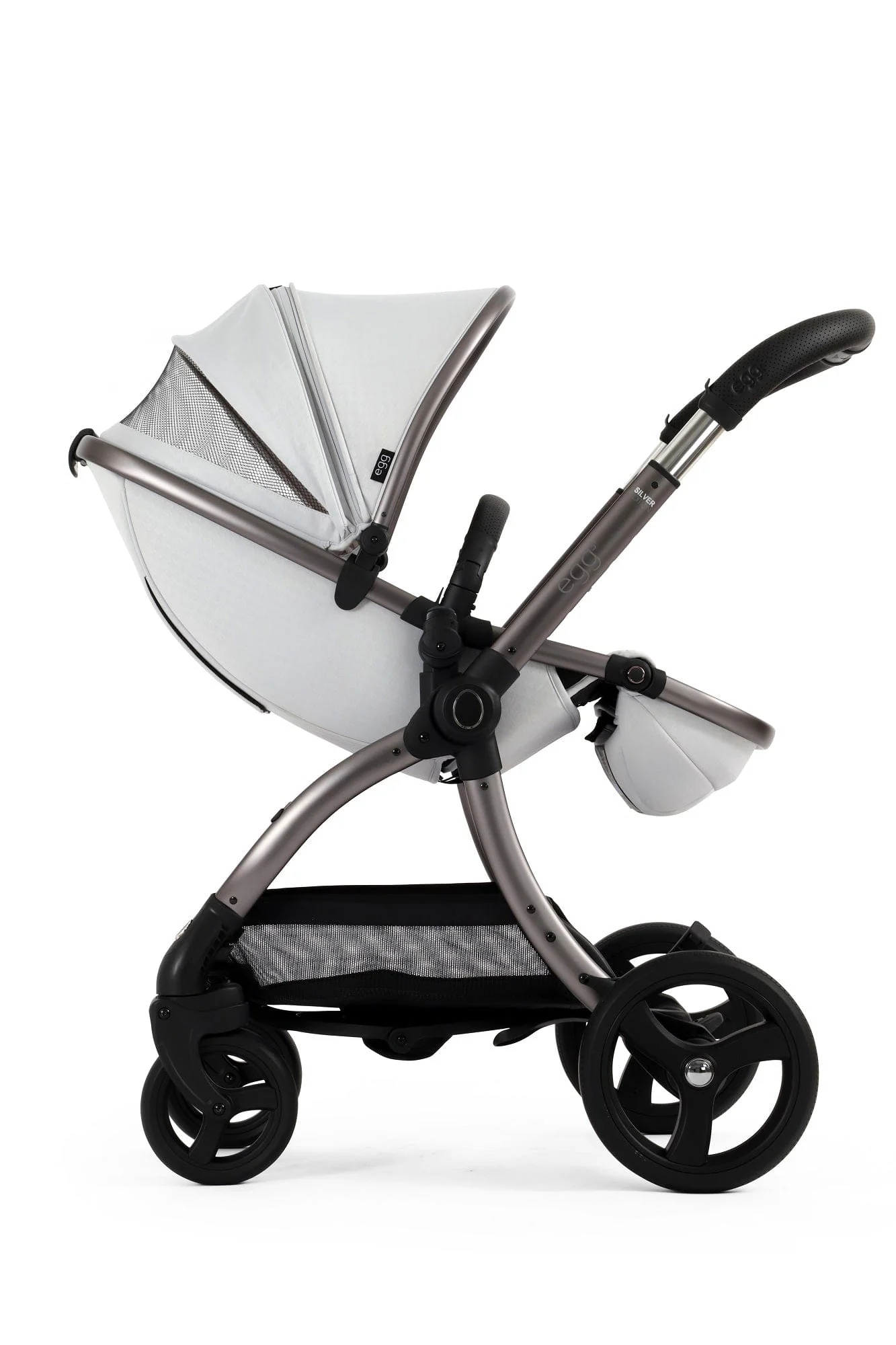 Egg 3 Stroller and Carrycot - Houndstooth Silver - Image 18