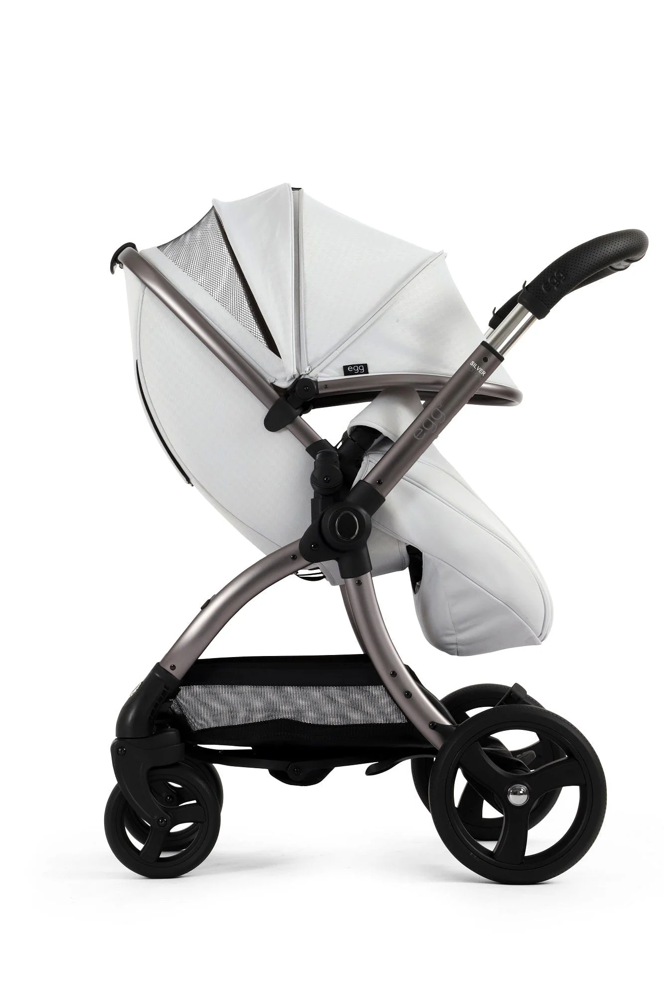 Egg 3 Stroller and Carrycot - Houndstooth Silver - Image 22
