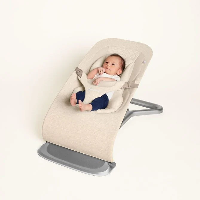 Ergobaby Evolve Bouncer with Toy Bar - Cream - Image 4