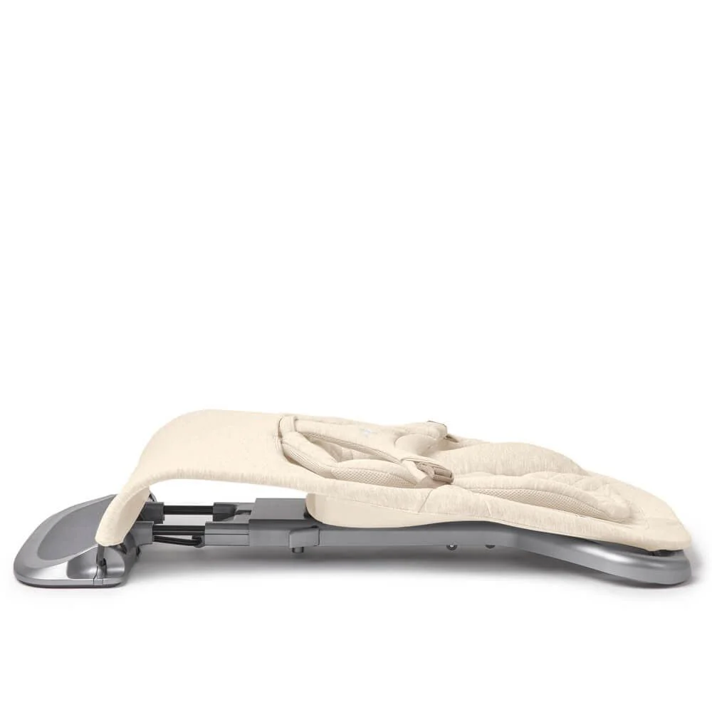 Ergobaby Evolve Bouncer with Toy Bar - Cream - Image 7