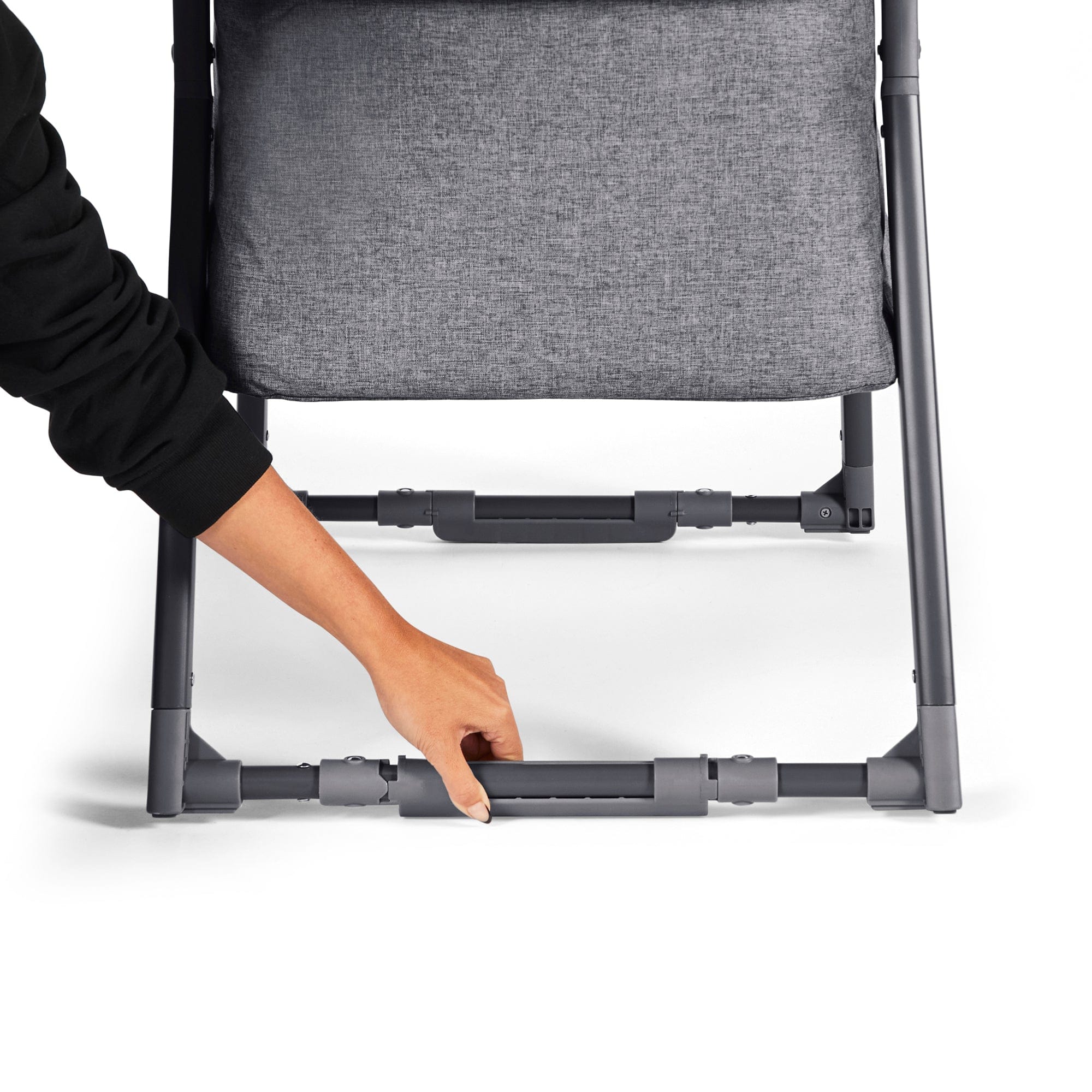 Ickle Bubba Mini Rocker Crib - Space Grey - Image 4