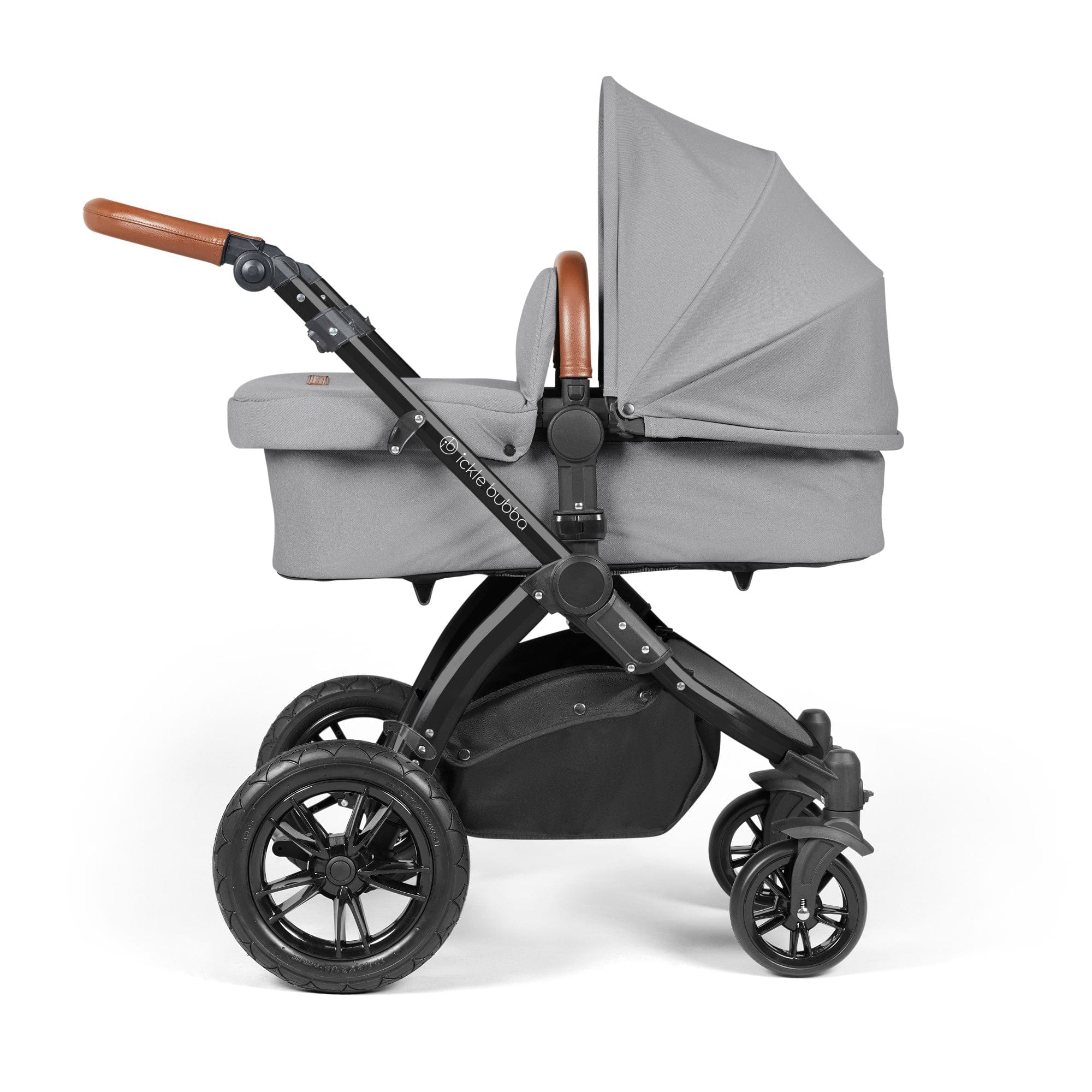 Ickle Bubba Stomp Luxe 12 Piece Travel System with i-Size Nimbus Car Seat & Spin ISOFIX Base - Black / Pearl Grey / Tan - Image 3