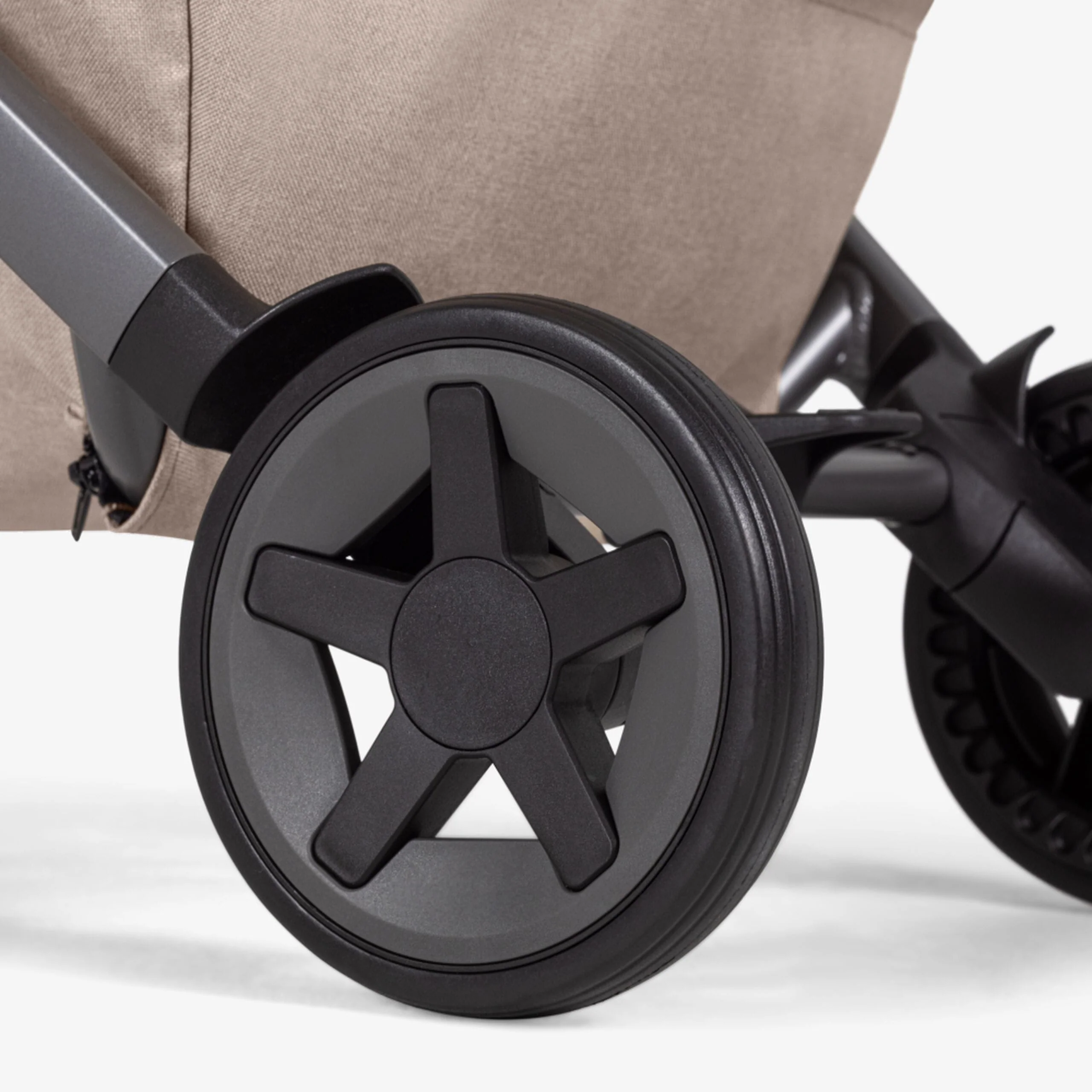 Joolz Aer2 Stroller & Carrycot - Sandy Taupe - Image 6