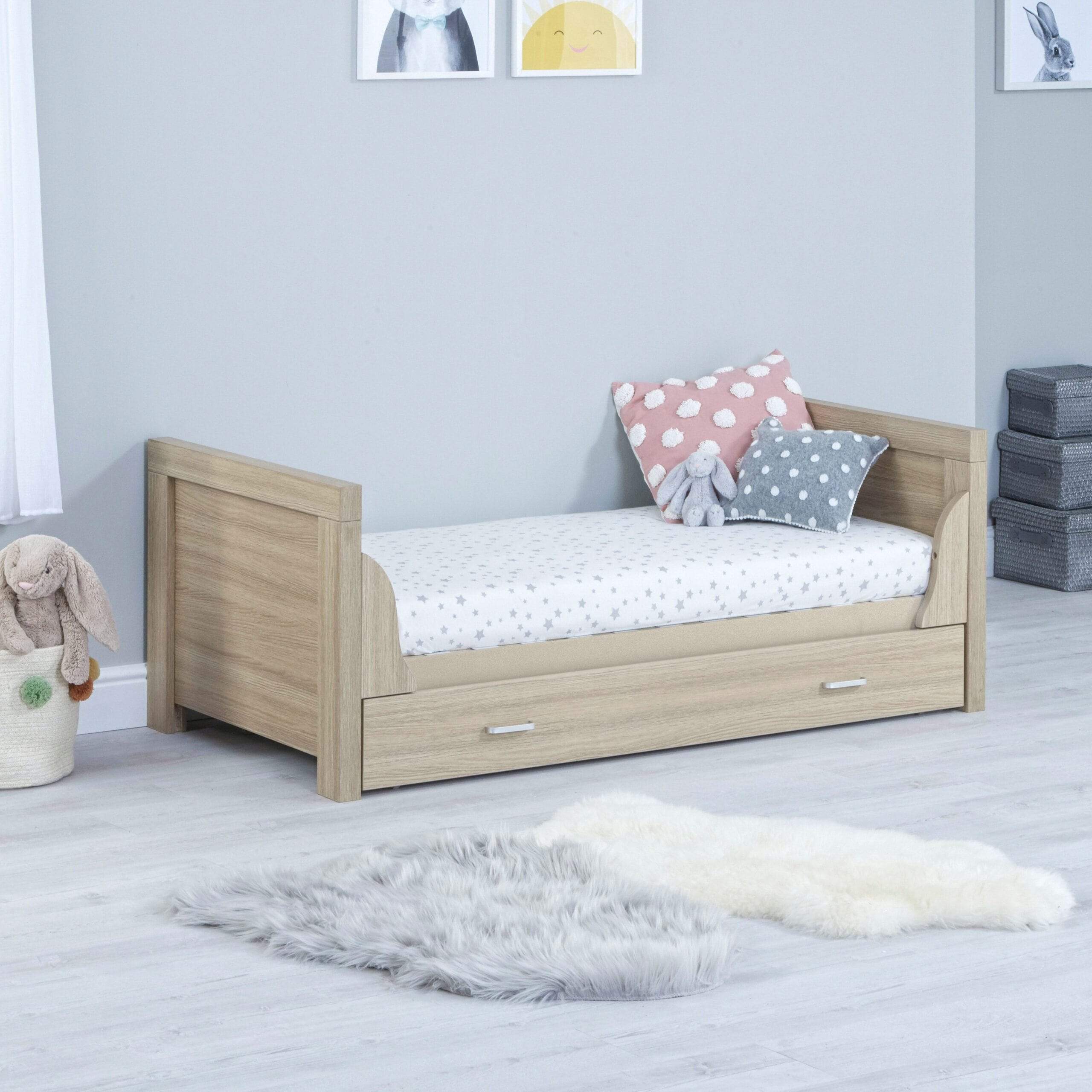 Babymore Luno Cot Bed With Drawer - Oak - Image 4