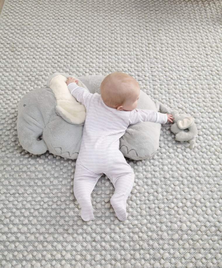 Mamas & Papas Tummy Time Snugglerug - Elephant & Baby - Image 5