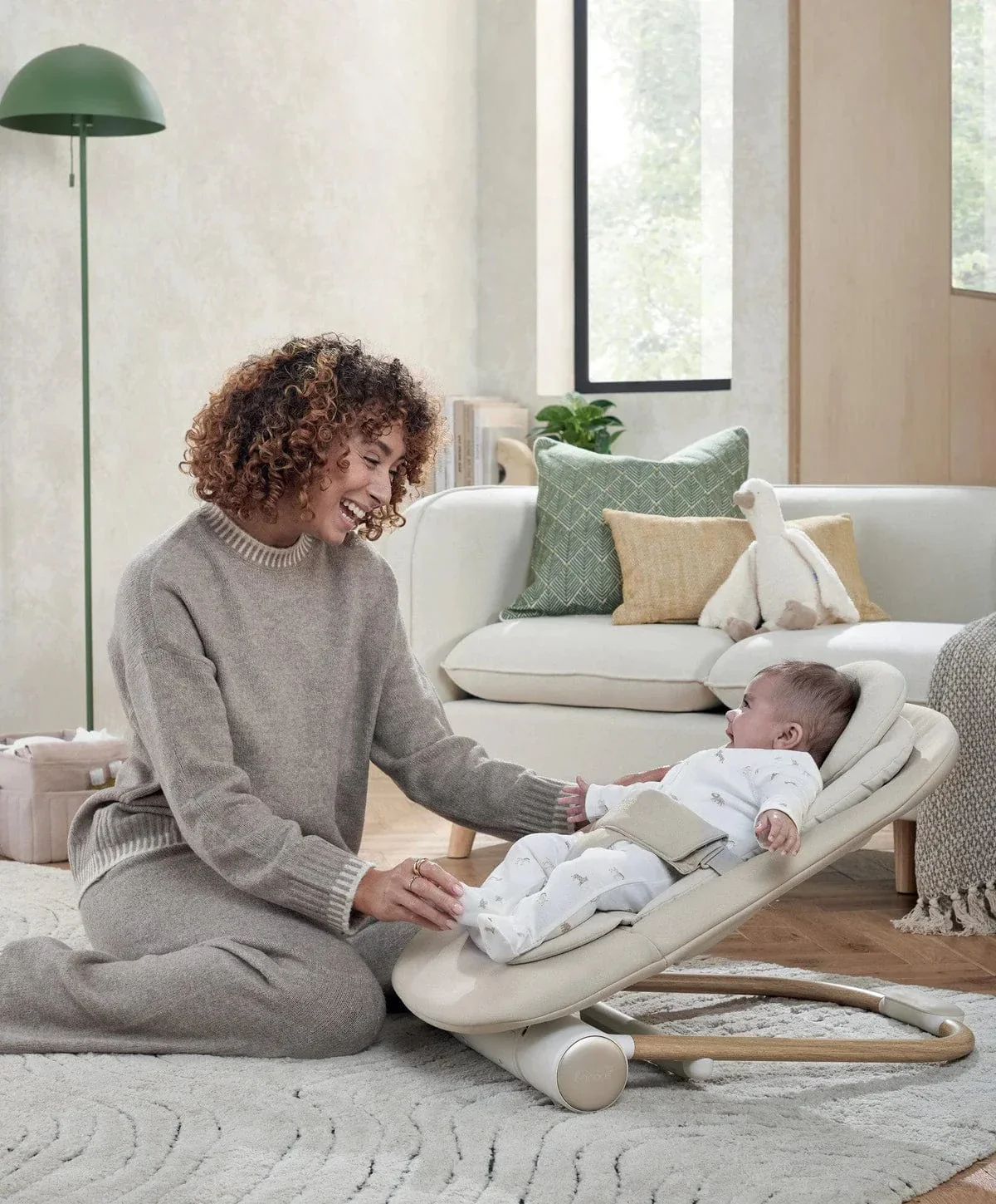 Mamas & Papas Eno Highchair, Bouncer & Cushion Bundle - Cashmere - Image 7