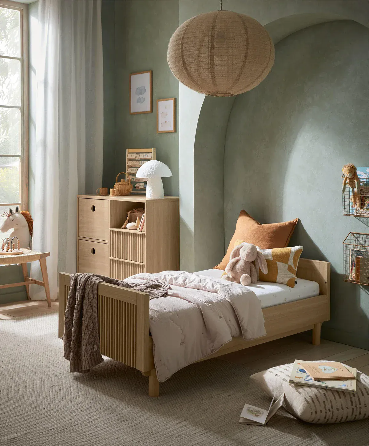 Mamas & Papas Oska 2pc Cotbed with Dresser Set - Oak Inc Mattress - Image 5