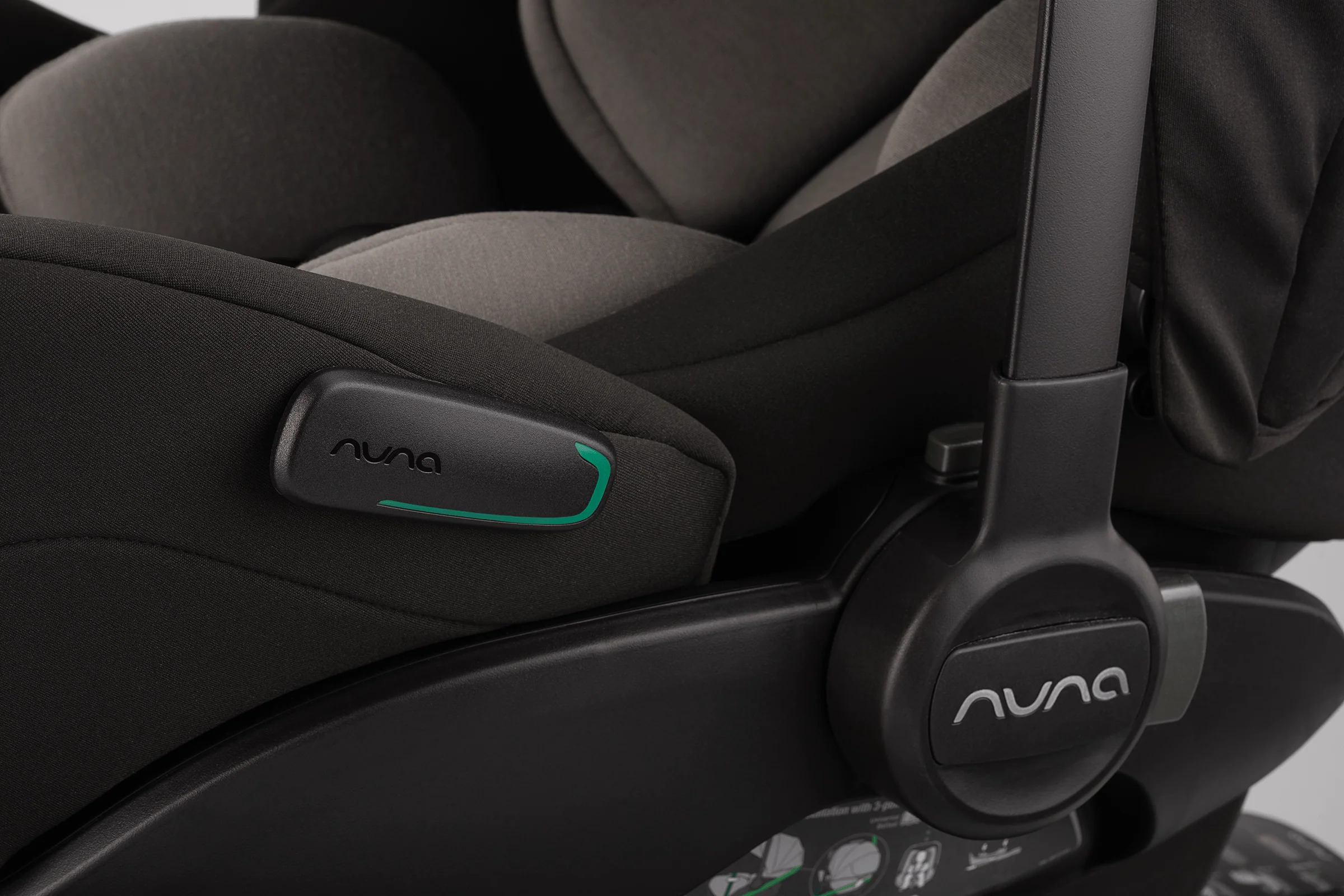 Nuna ARRA Flex Infant Car Seat - Caviar - Image 3