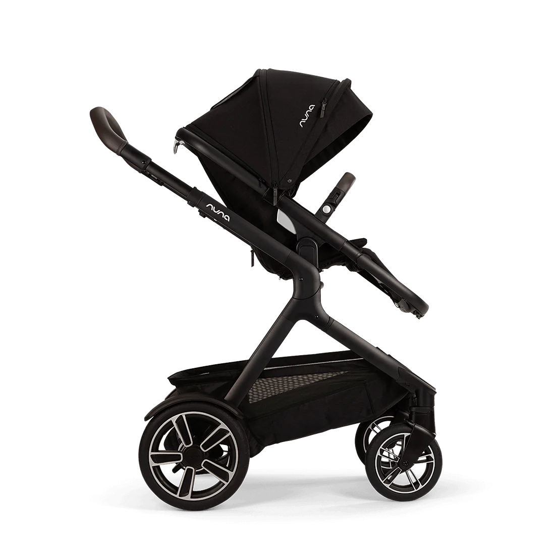 Nuna Demi NEXT Stroller & PIPA Urbn Car Seat - Caviar - Image 6