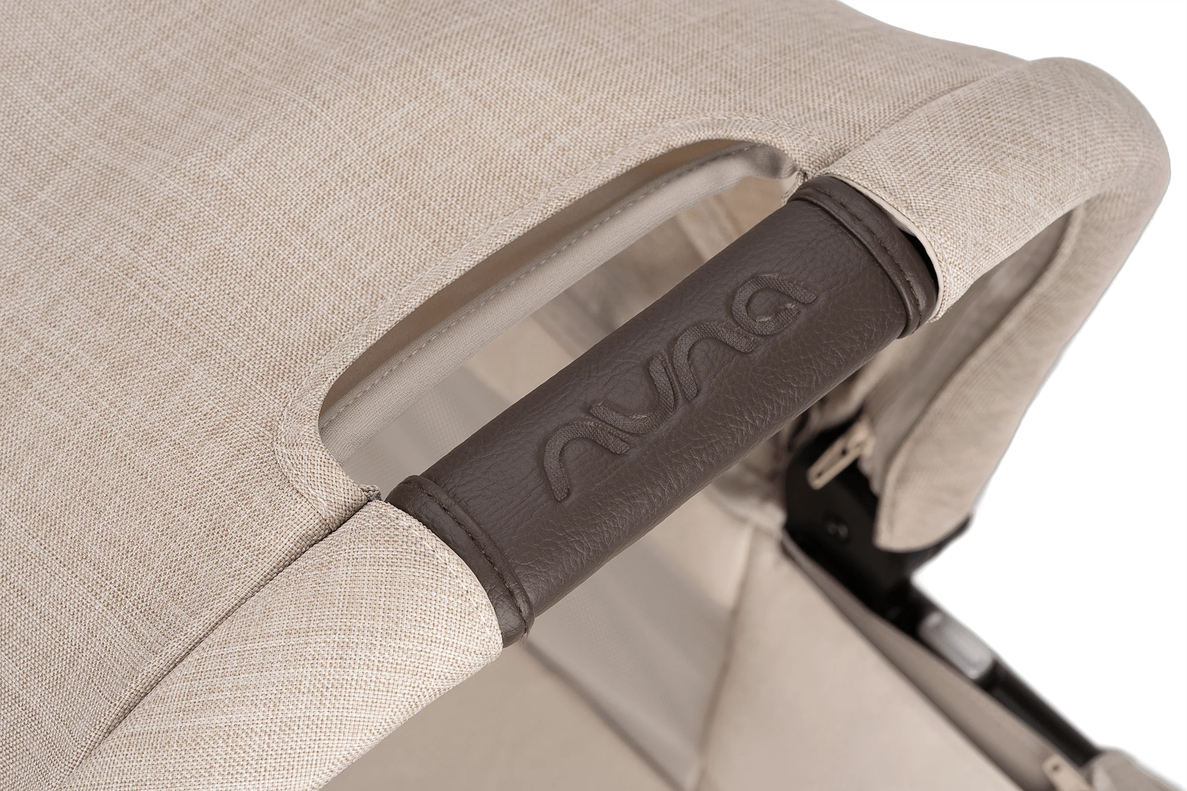 Nuna LYTL Carrycot - Biscotti - Image 5