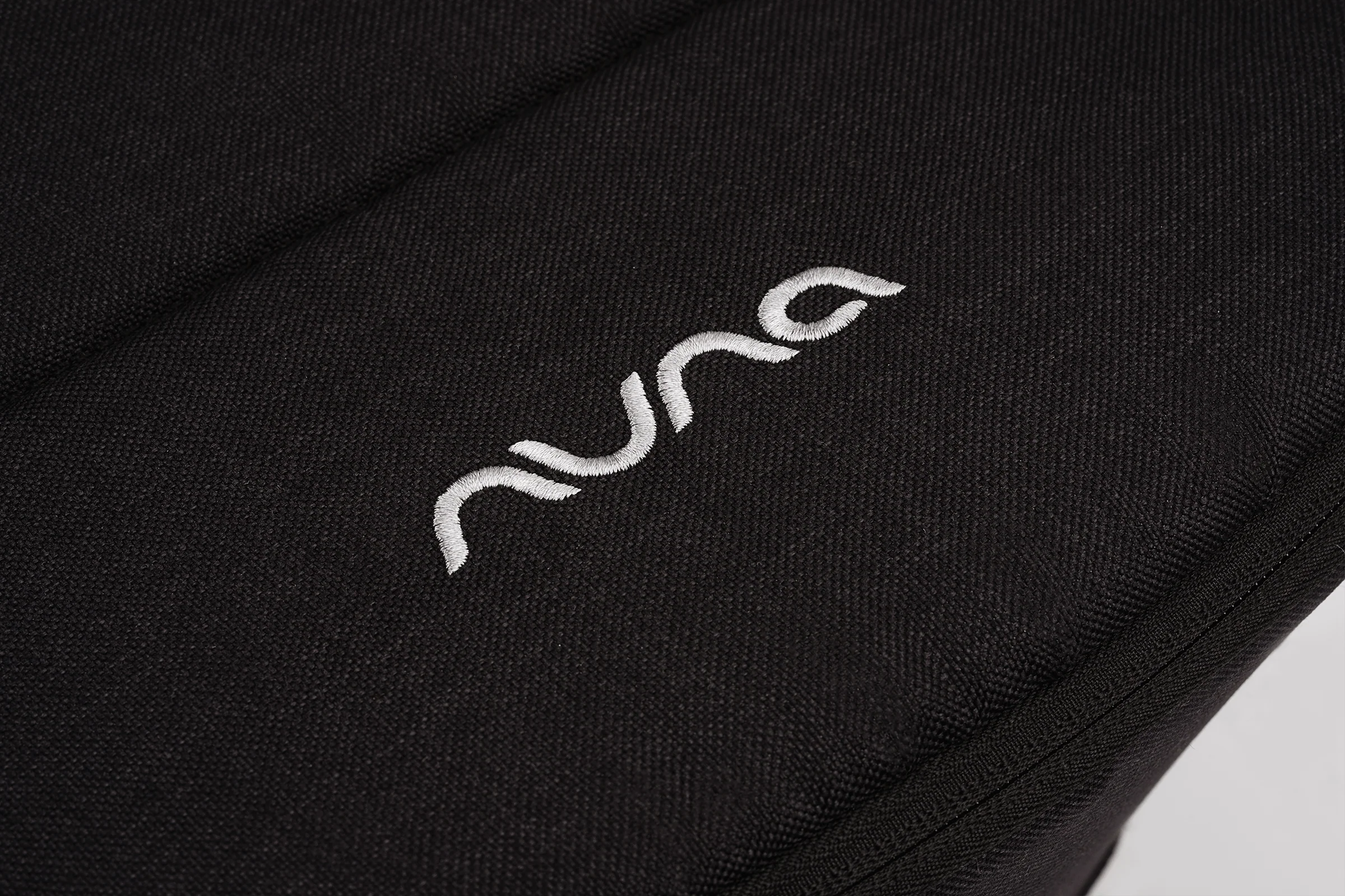 Nuna LYTL Carrycot - Caviar - Image 5