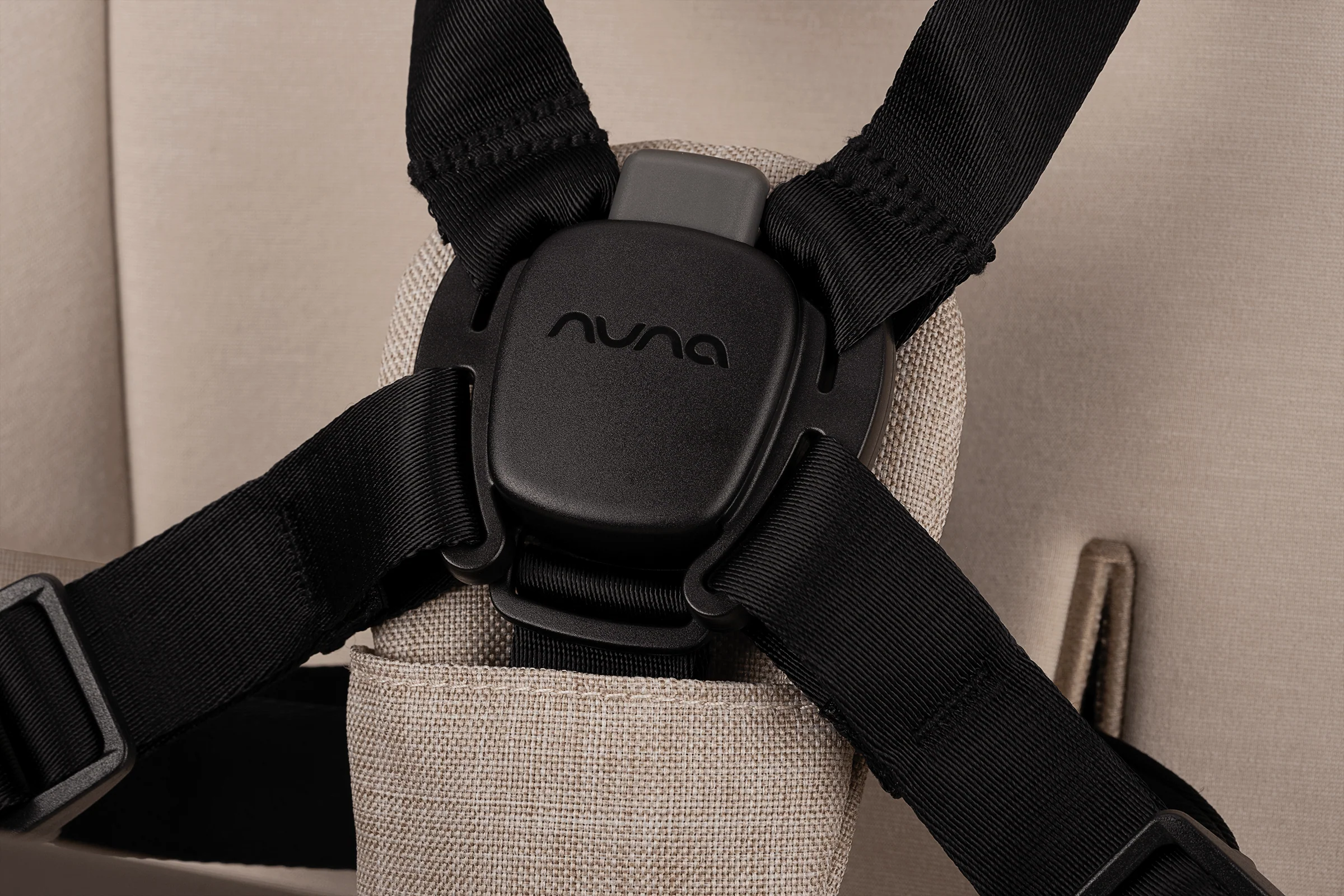 Nuna TRIV Next & PIPA Urbn Travel System - Biscotti - Image 7