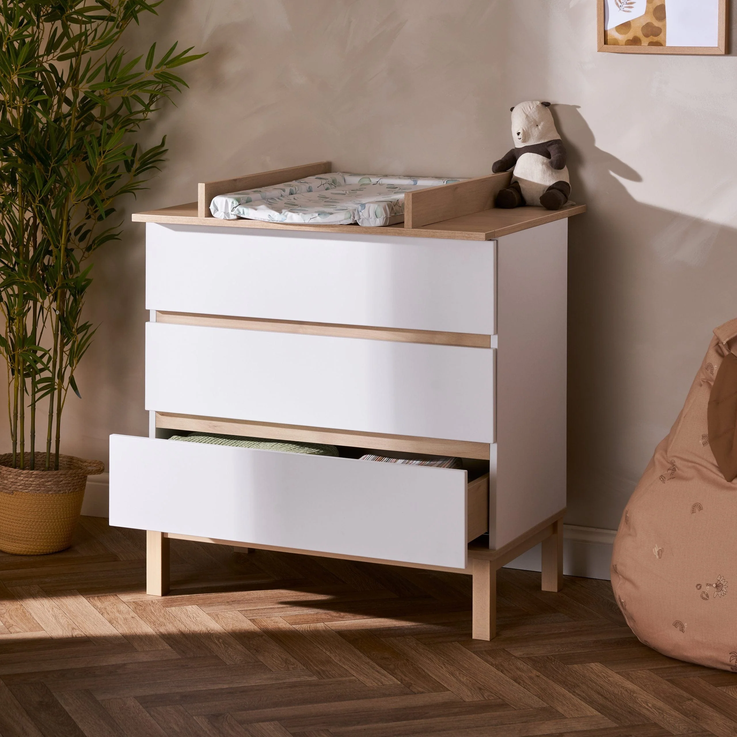 Obaby Astrid 2 Piece Room Set - White - Image 4