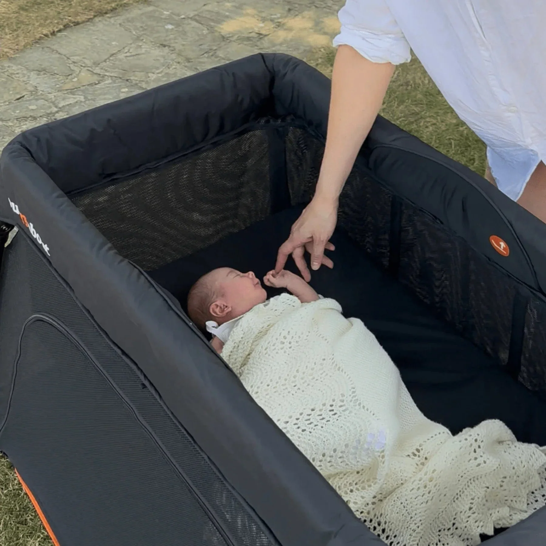 Out N About Nipper Nest Crib Accessory - Image 3