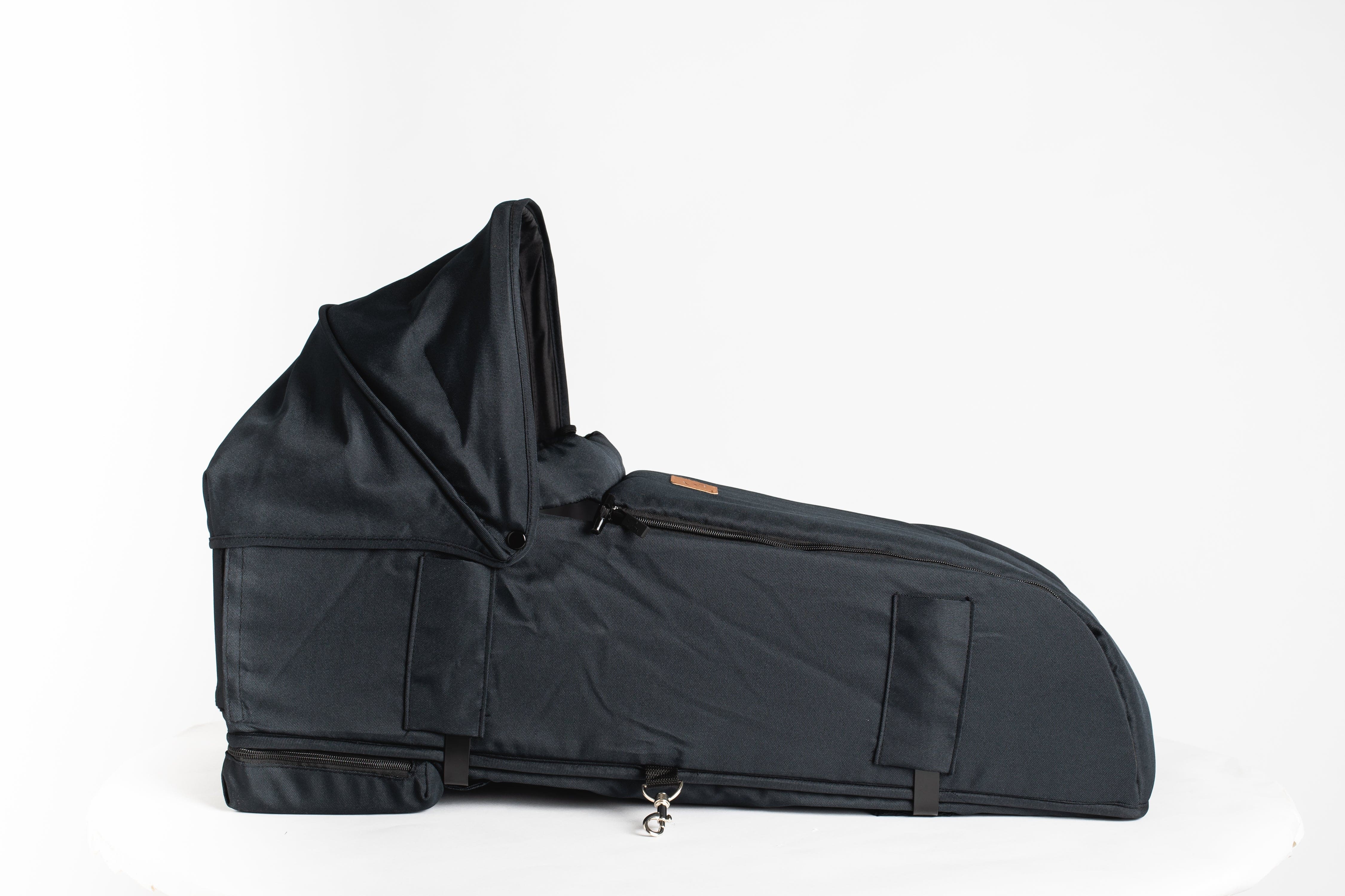 Roma Gemini Carrycot - Jet Black - Image 2