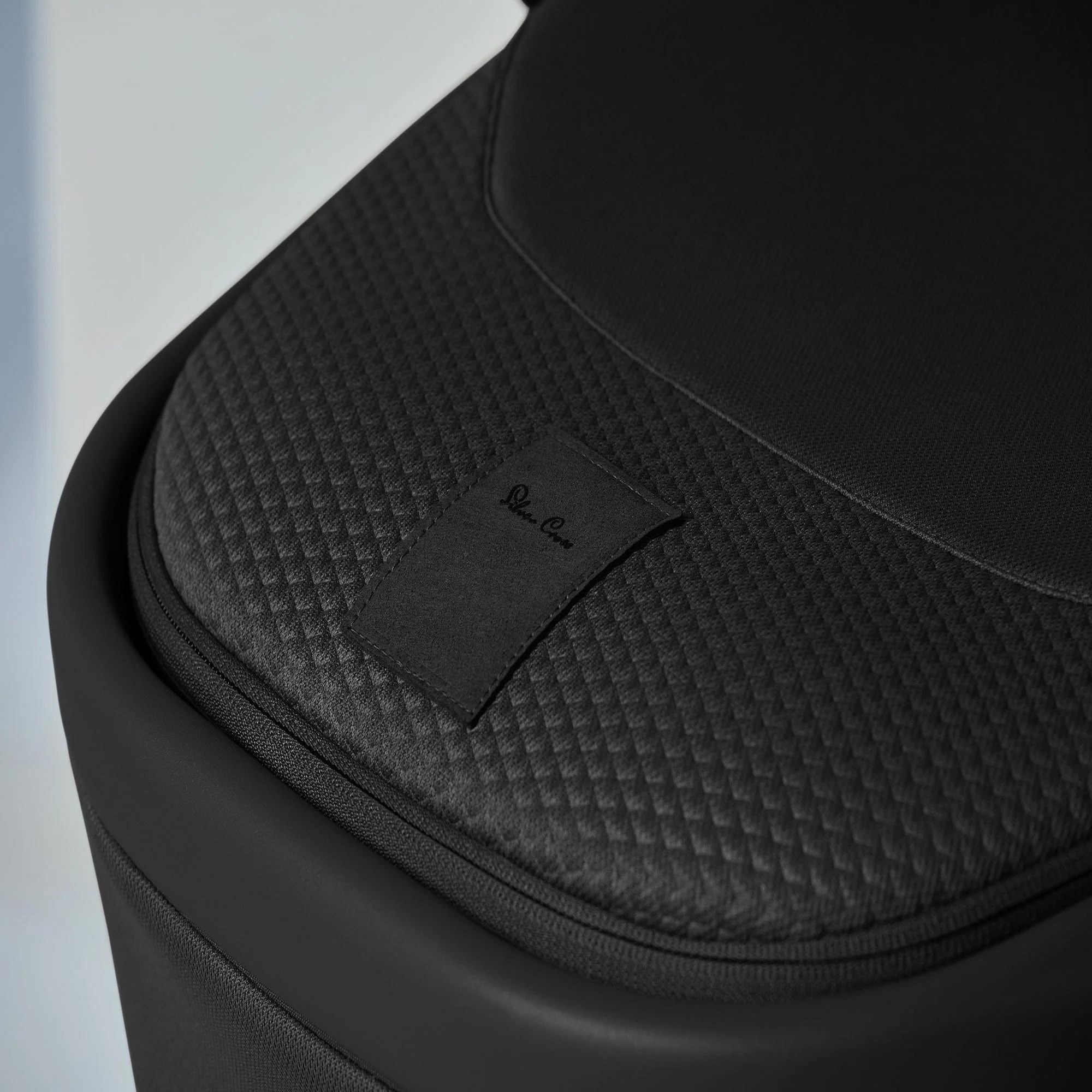 Silver Cross Dune/Reef 2 First Bed Folding Carrycot - Space - Image 3