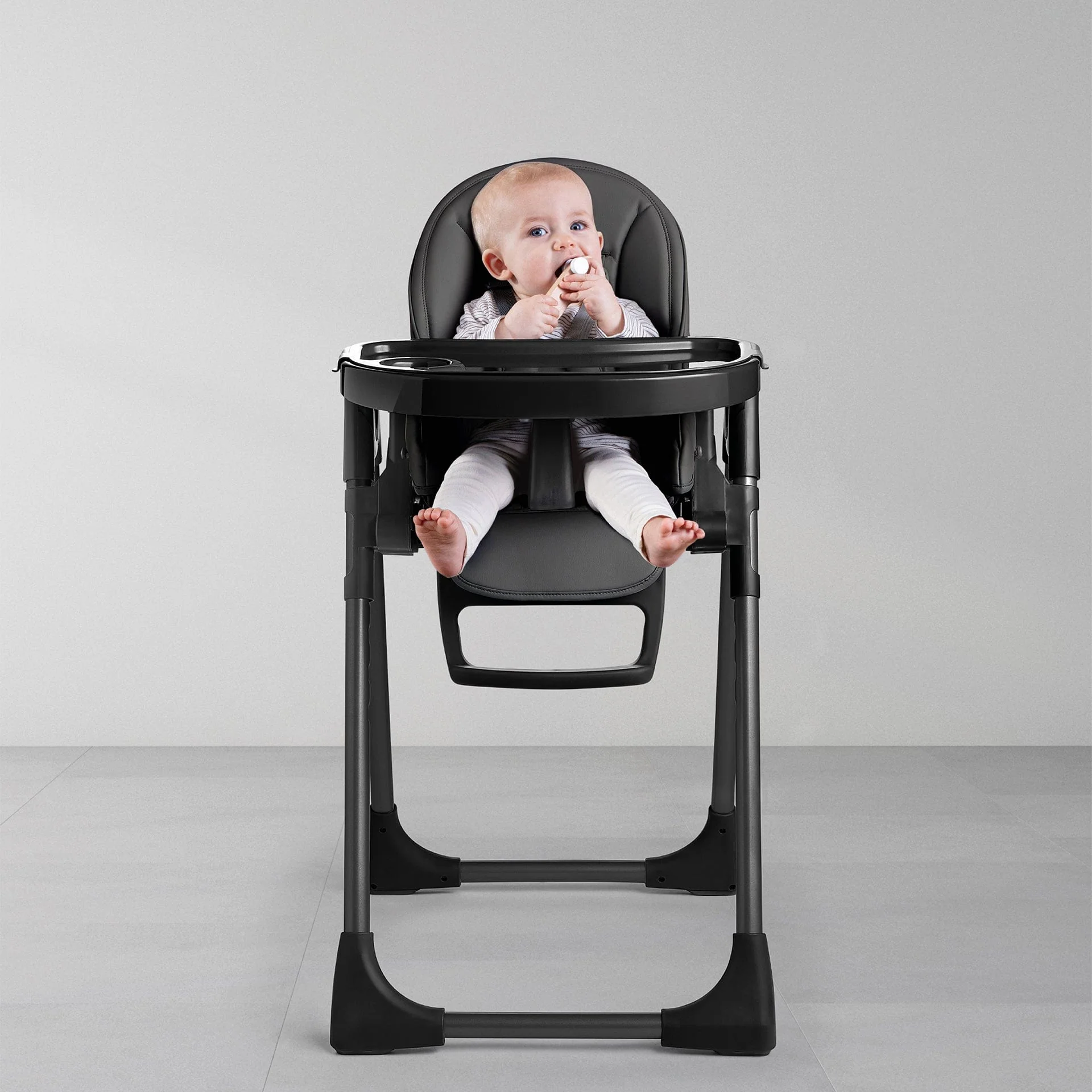 Silver Cross Gourmet Highchair - Black - Image 2