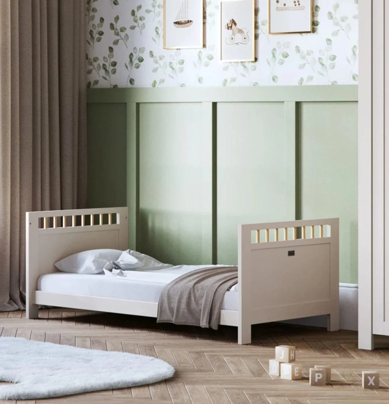 Silver Cross Seville Cot Bed - Image 5