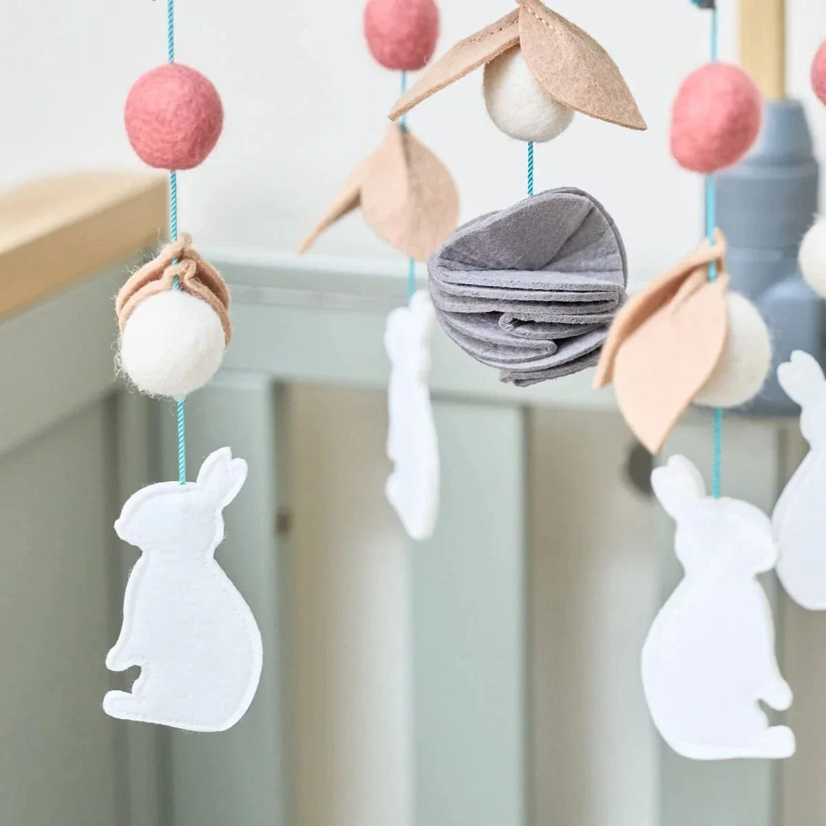 Tutti Bambini CoZee 2 in 1 Crib/Cot Mobile - Oak/Cocoon - Image 7