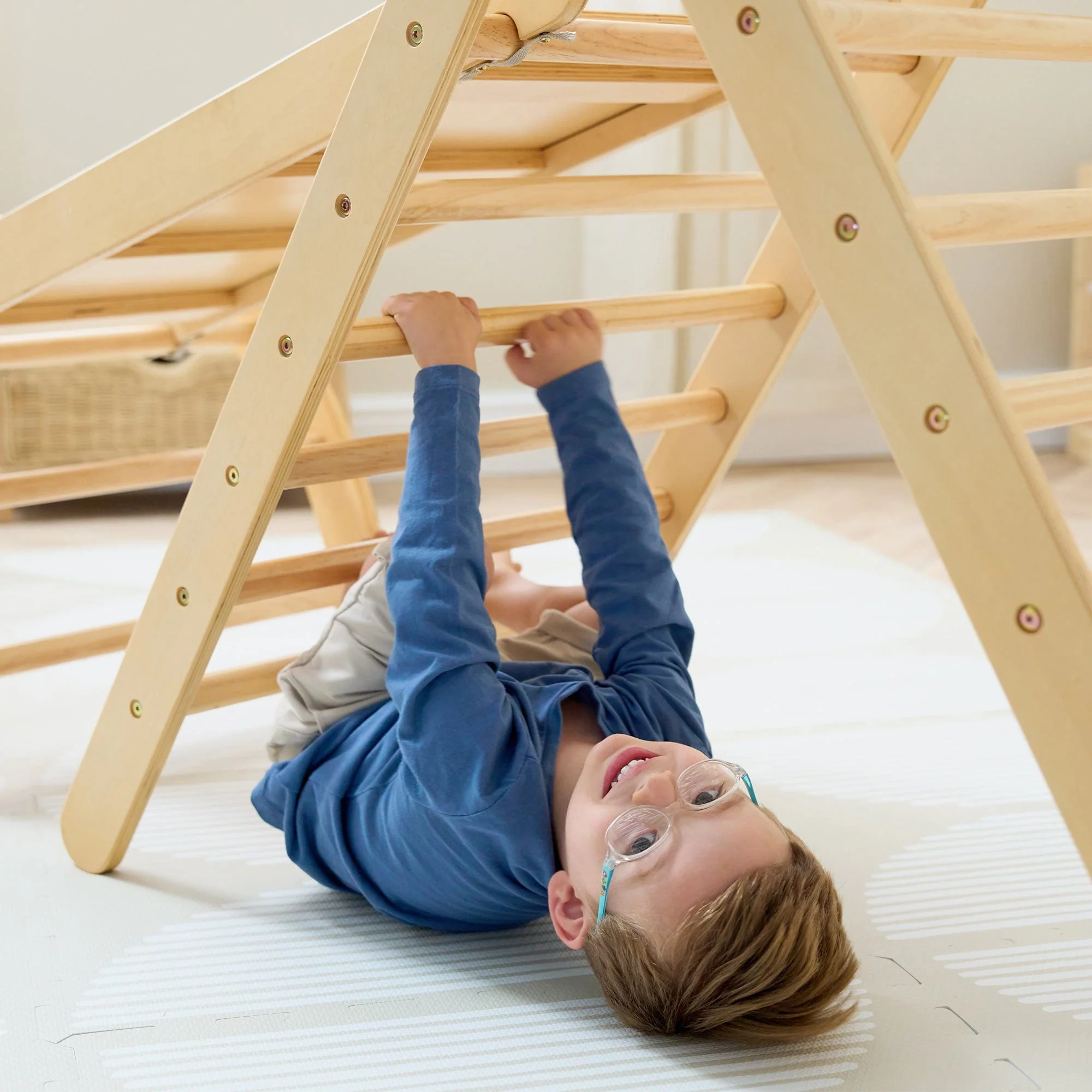 Tutti Bambini Scala Montessori 3-in-1 Pikler Climbing Frame with Climbing Wall - Natural - Image 10