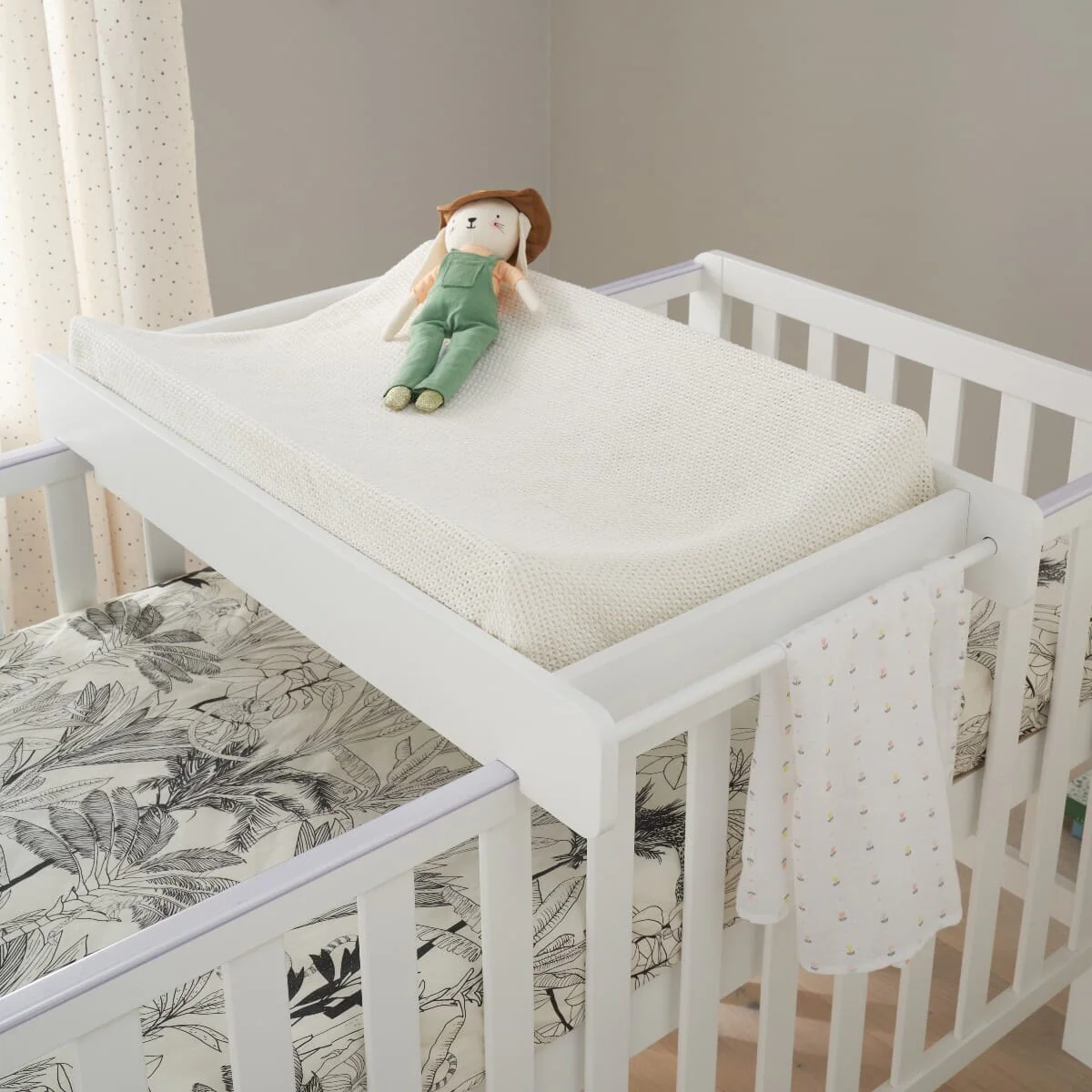 Tutti Bambini Universal Cot Top Changer - White - Image 2